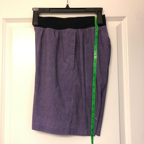 🤩 Lululemon workout shorts 🩳 - Picture 5 of 7